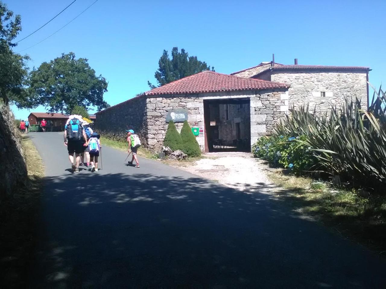 Rectoral De Lestedo Palas de Rei Luaran gambar