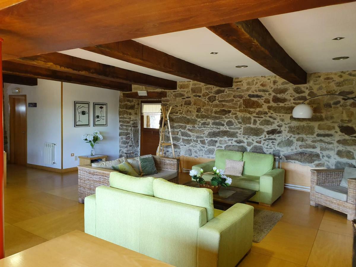 Rectoral De Lestedo Palas de Rei Luaran gambar