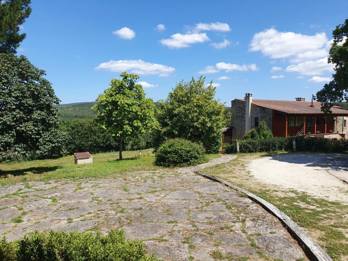 Rectoral De Lestedo Palas de Rei Luaran gambar